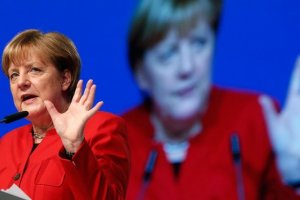 Merkel: Ukrayna krizi için askeri çözüm yolu yok