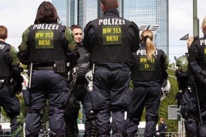 Alman polisinin hatası dünyayı alarma geçirdi