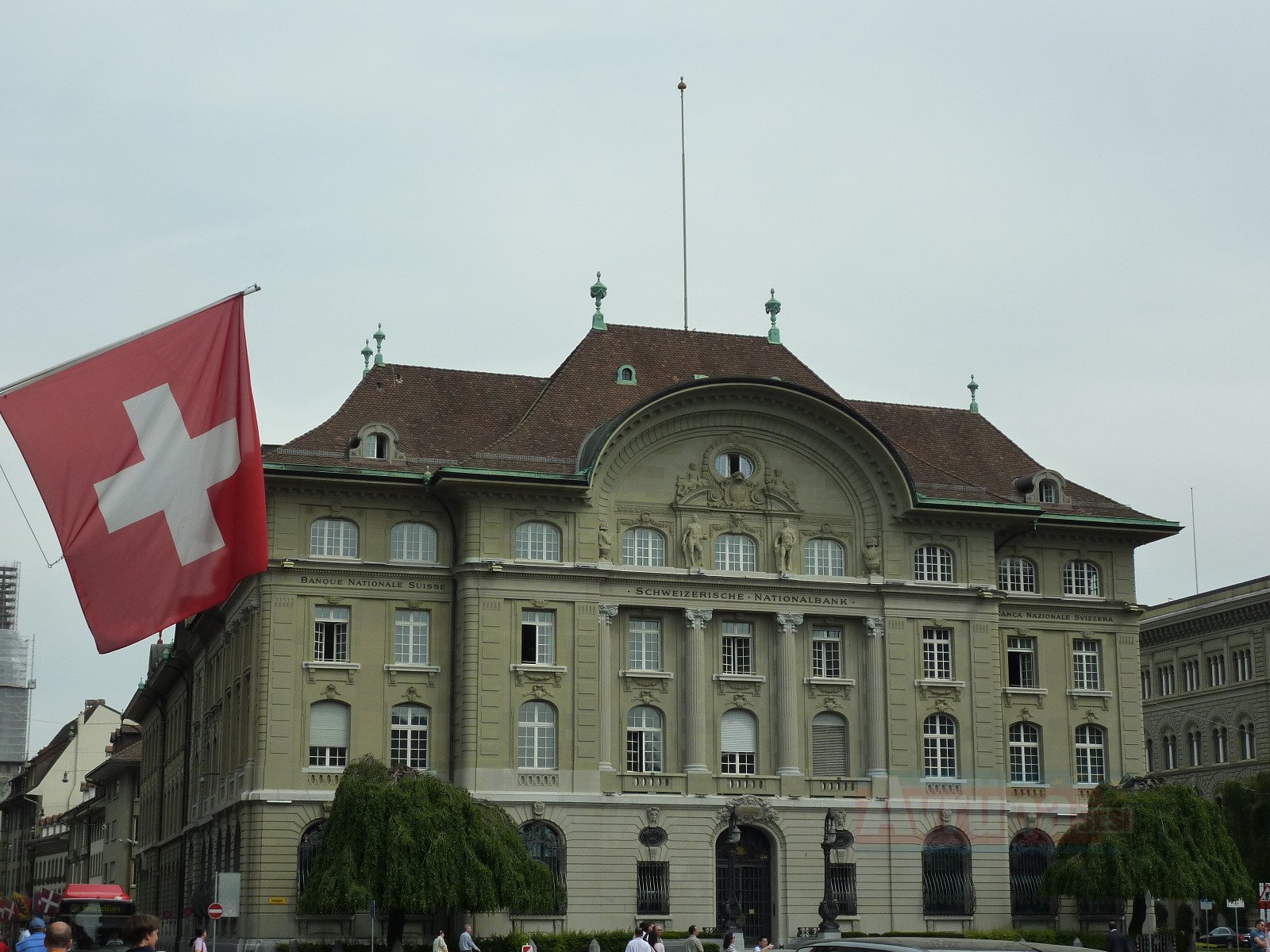 Швейцарский банк счет открыт