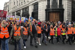 Londra'da 'sarı yelek' gösterileri