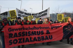 Avusturya’da aşırı sağcı parti protesto edildi