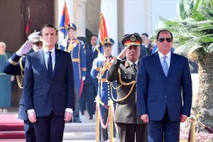 Macron ve Sisi güvenlik ve insan haklarını görüştü