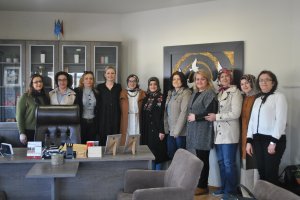 Seçek Azınlık Eğitim ve Kültür Derneği’nin Kadınlar Kolu DEB Partisini ziyaret etti
