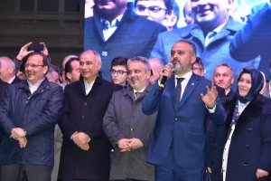 Bursa Büyükşehir Belediye Başkanlığını AK Parti'li adayı Alinur Aktaş kazandı