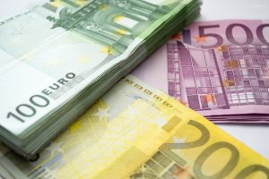 Nakit ödemeye 1000 euro sınırı getirildi