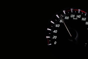 AP'den otomobillere zorunlu hız sınırlama sistemine onay