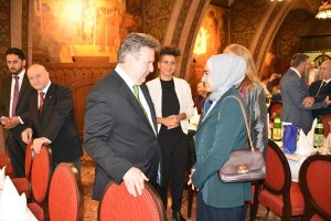 Avusturya'da Viyana Belediyesi iftar programı düzenledi