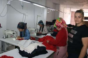Mardin'de köy kadınlarına tekstil atölyesi