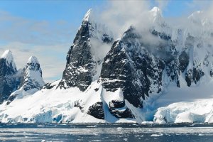Grönland'da Temmuz ayında 197 milyar ton buz eridi