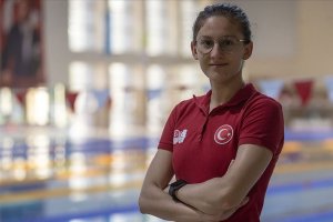 Beril, 2019 EYOF kadınlar 800 metre serbest stilde birinci oldu