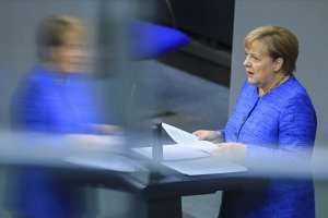 Almanya Başbakanı Merkel: Türkiye'nin NATO üyesi kalması lazım