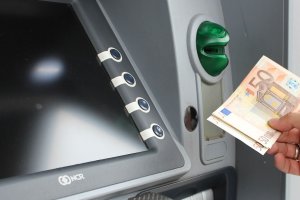 Hollanda'da ATM'ler güvenlik gerekçesiyle gece kapatılacak