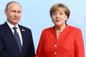 Putin ve Merkel Libya meselesinin çözümünü değerlendirdi