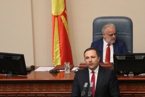 Kuzey Makedonya'da geçici hükümet meclisten güvenoyu aldı