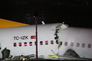 İstanbul Sabiha Gökçen Havalimanı'nda bir uçak pistten çıktı