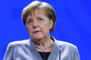 Merkel: Almanya 60 ile 70'ine koronavirüs bulaşabileceğini söyledi