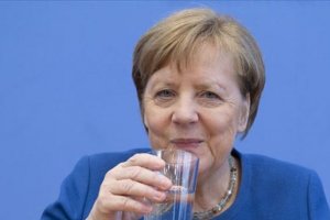 Başbakan Merkel yatırdığı Kovid-19 testi negatif çıktı