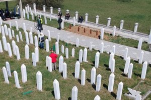 Bosna Hersek'teki Ahmiçi Katliamı'nda 116 Boşnak sivil anıldı