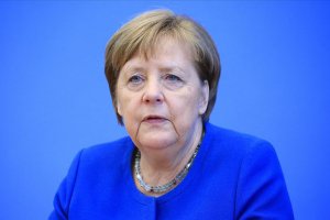 Başbakan Merkel, Müslümanlara huzurlu Ramazanlar diledi
