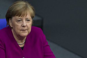 Başbakan Merkel'in e-postalarının ele geçirildiği ortaya çıktı