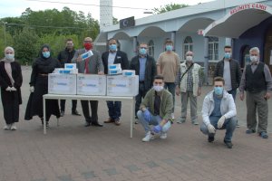 20 camiye 6 bin maske bağışlandı