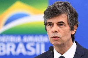 Brezilya sağlık Bakanı neden istifa etti