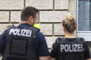 Almanya'da camiye saldırı planlayan aşırı sağcı grubu