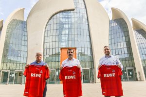 FC Köln Kulübü'ne cami silüetli forma için teşekkür mektubu