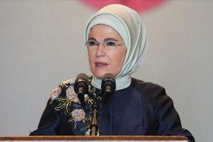 Emine Erdoğan'dan 'Muş Laleli' Malazgirt zaferini kutladı