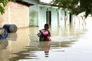 Hindistan'da şiddetli yağışlar çok can aldı
