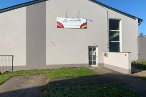 Almanya’da camilere tehdit ve hakaret içerikli mektuplar gönderiliyor