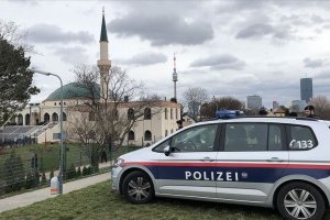 Avusturya’da 4 kişinin ölümüne yol açan teröristin gittiği camiye kapatma kararı