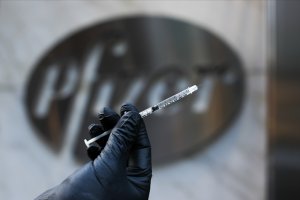 Pfizer, Kovid-19 aşısı sevkiyatına başladığı iddiası