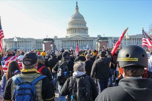ABD'de Trump destekçilerinin gösterisi nedeniyle Kongre binası kapatıldı