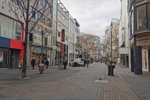Almanya’da işletme sahipleri Kovid-19 önlemlerini iş yerlerini açarak protesto edecek