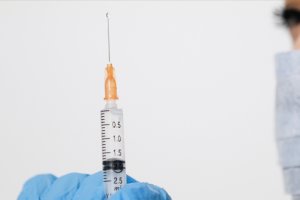 Kanada Kovid-19 aşı programında fakir ülkelerden faydalanıyor