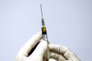 Çin Virüs aşısına daha yaygın kullanım onayı verdi