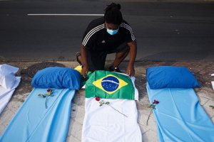 Brezilya'da Virüs nedeniyle 3 bin 869 kişi öldü