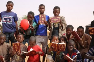 DİTİB gönüllüleri Senegal’de 4100 aileye Ramazan paketi dağıttı