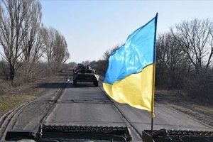 Donbas'ta tansiyon yükseliyor bir Ukrayna askeri öldü