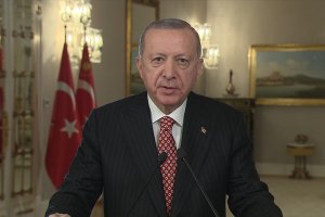 Cumhurbaşkanı Erdoğan: Dün okçularımızla yazdığımız destanı bugün İHA'larımızla tekrarlıyoruz
