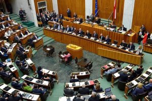 Avusturya'da Müslümanların haklarını kısıtlayacağı düşünülen yasa tasarı mecliste kabul edildi