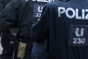 Avusturya mahkemesi, Müslümanlara 'terör bahanesiyle' yapılan polis baskınlarını yasalara aykırı