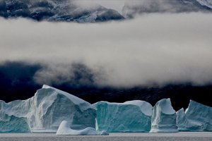 Grönland’daki buzulların zirvesine ilk kez yağmur düştü