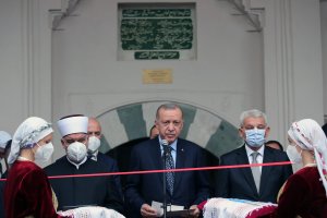 Saraybosna'daki Başçarşı Camisi, Cumhurbaşkanı Erdoğan'ın katıldığı törenle yeniden ibadete açıldı
