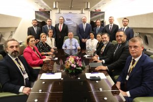 Cumhurbaşkanı Erdoğan, Bosna Hersek ve Karadağ ziyareti sonrası uçakta gazetecilerle sohbet etti