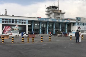 Afganistan'ın Hamid Karzai Uluslararası Havalimanı yarınki iç hat uçuşlarına hazırlanıyor