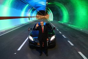 Cumhurbaşkanı Erdoğan: 19 yılda 567 kilometre uzunluğunda 364 tüneli hizmete açtık