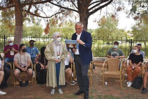 Kültür ve Turizm Bakanı Ersoy, Şanlıurfa'da yabancı öğrencilerle buluştu 