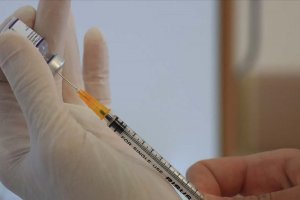 Alman bilim insanlarından Virüsün A.30 varyantının aşılara dirençli olduğu uyarısı